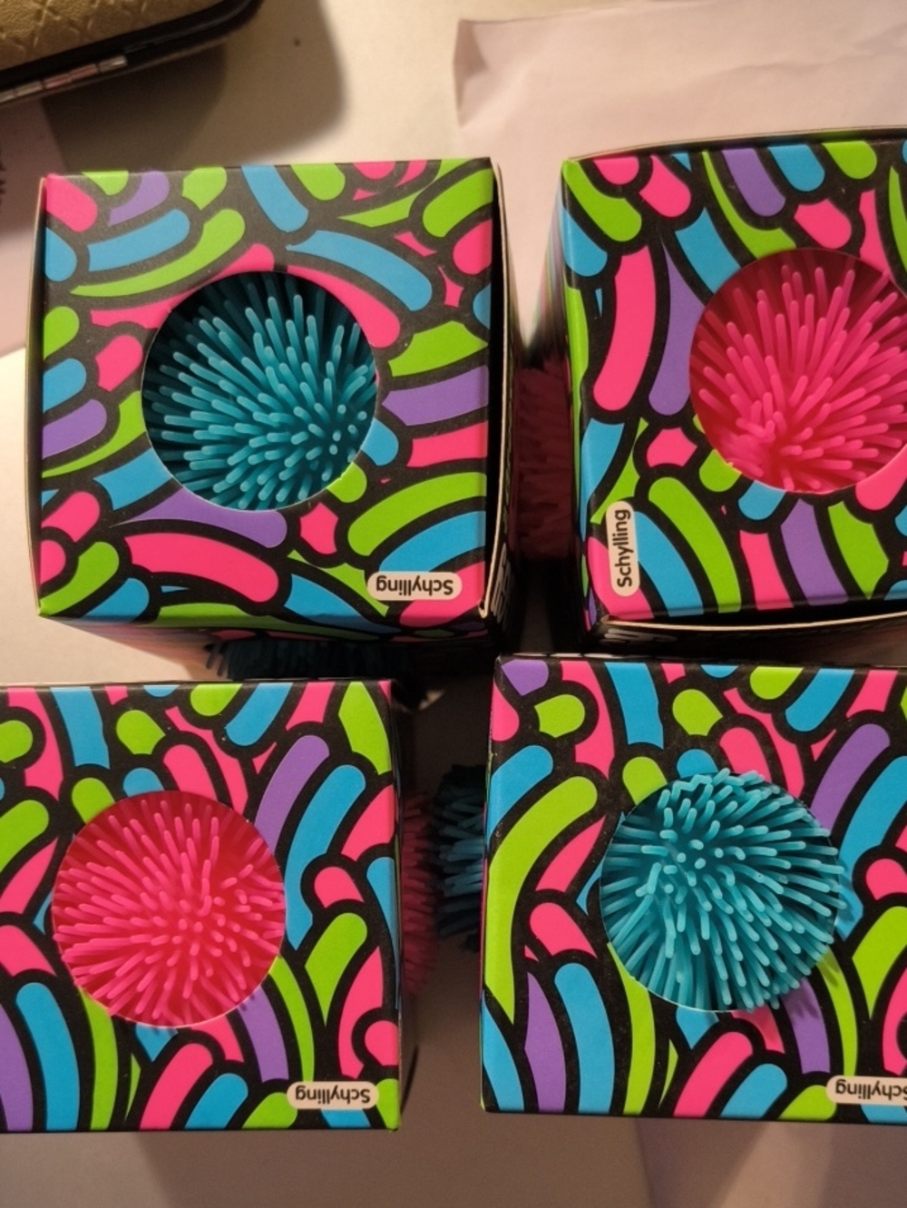 4 NEEDOH RANDOM COLORS pink Or blue ... Out Of Green/Purple